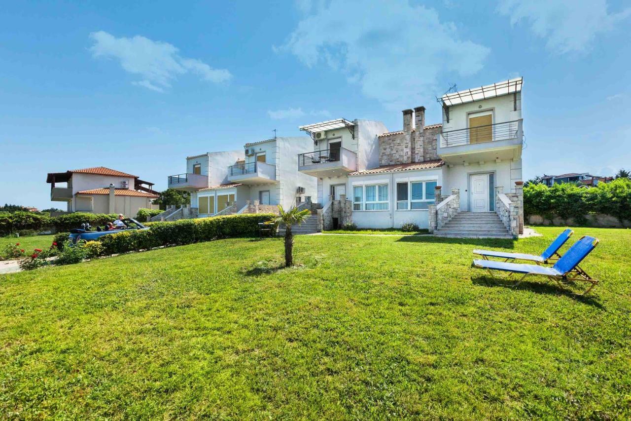Summer Houses In Áfitos Exterior foto
